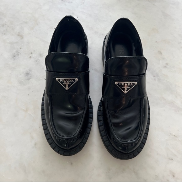 Prada chocolate brushed loafers - Picture 1 of 9